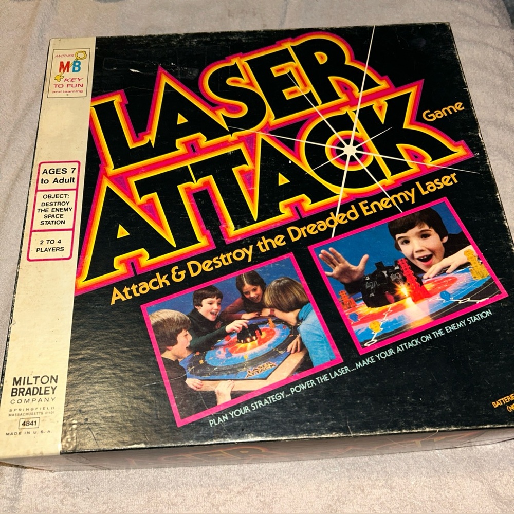 Milton Bradley Laser Attack Vintage Board Game 1978 *Complete*